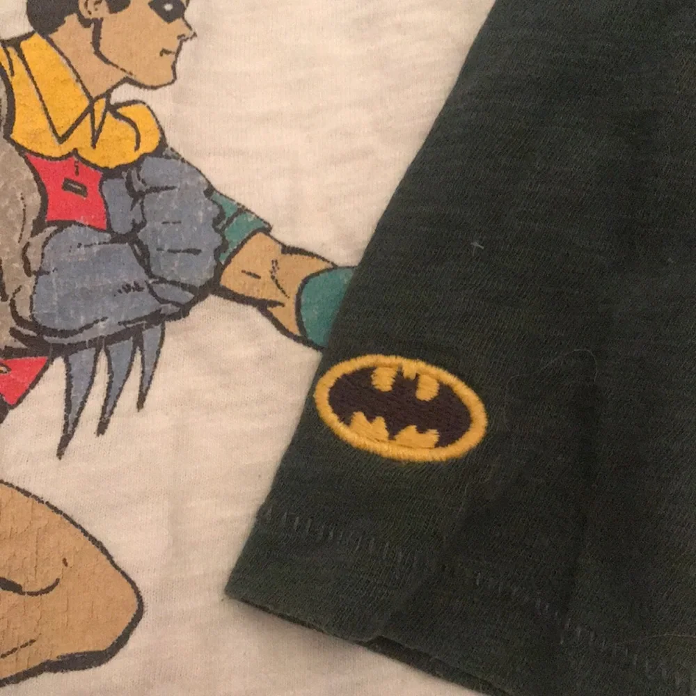 Gap Batman top 2T‎ long sleeve